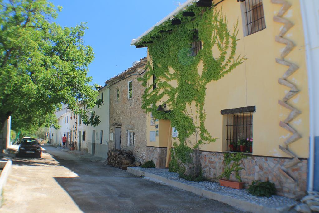 Вилла Alojamiento Rural El Chico Форнес Экстерьер фото